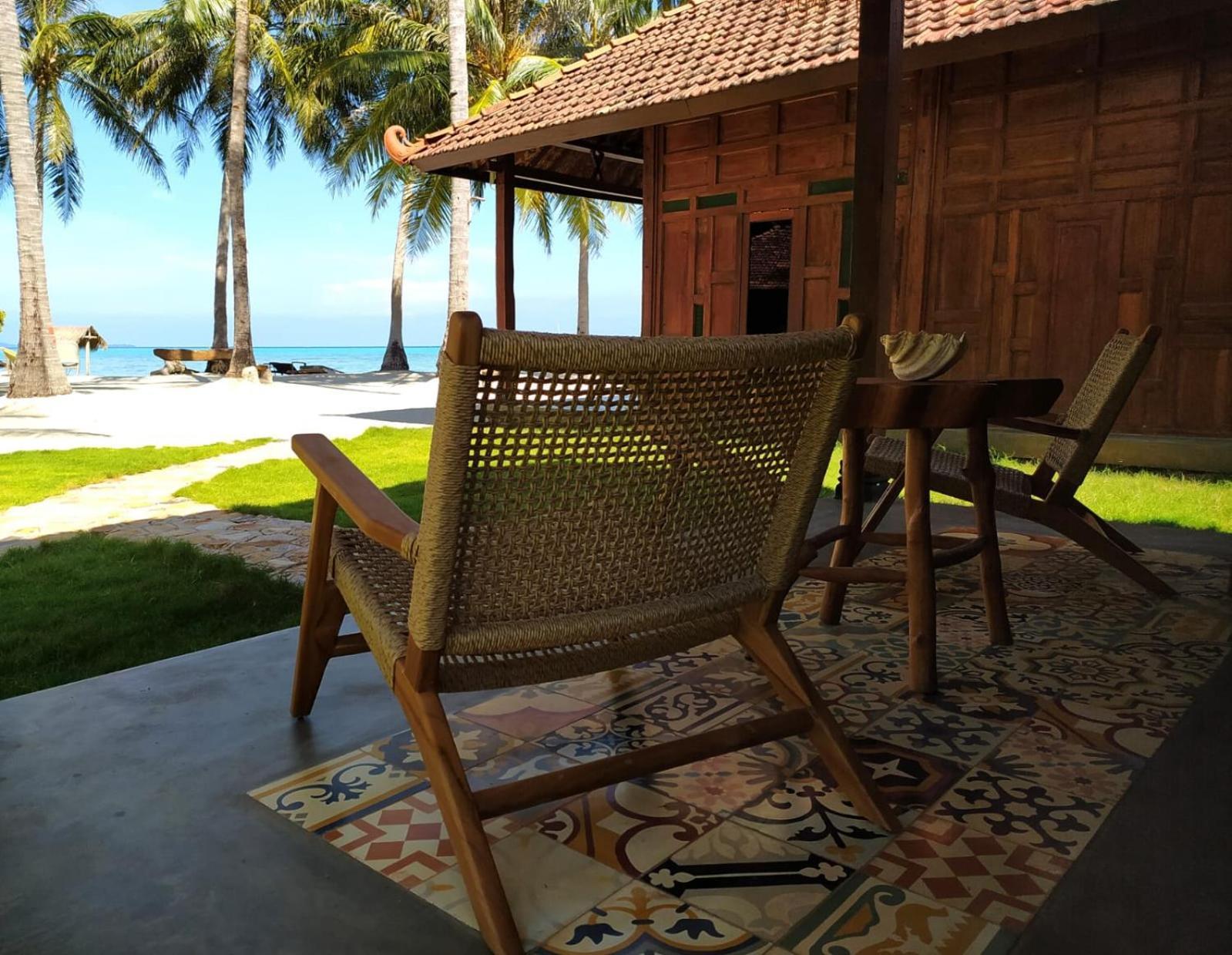 Eco Casa Hotel Karimunjawa Exterior foto