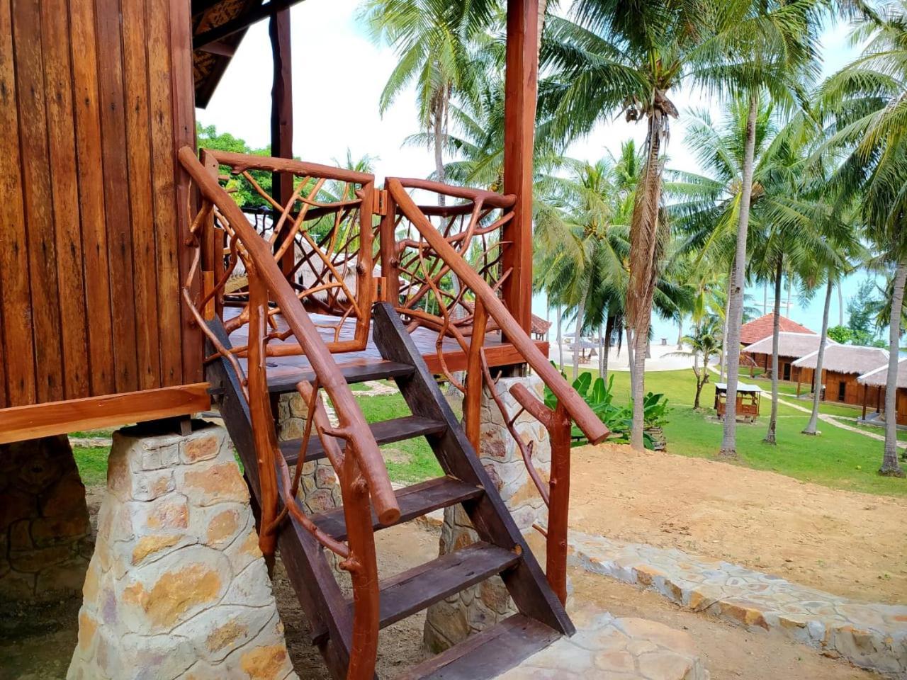 Eco Casa Hotel Karimunjawa Exterior foto