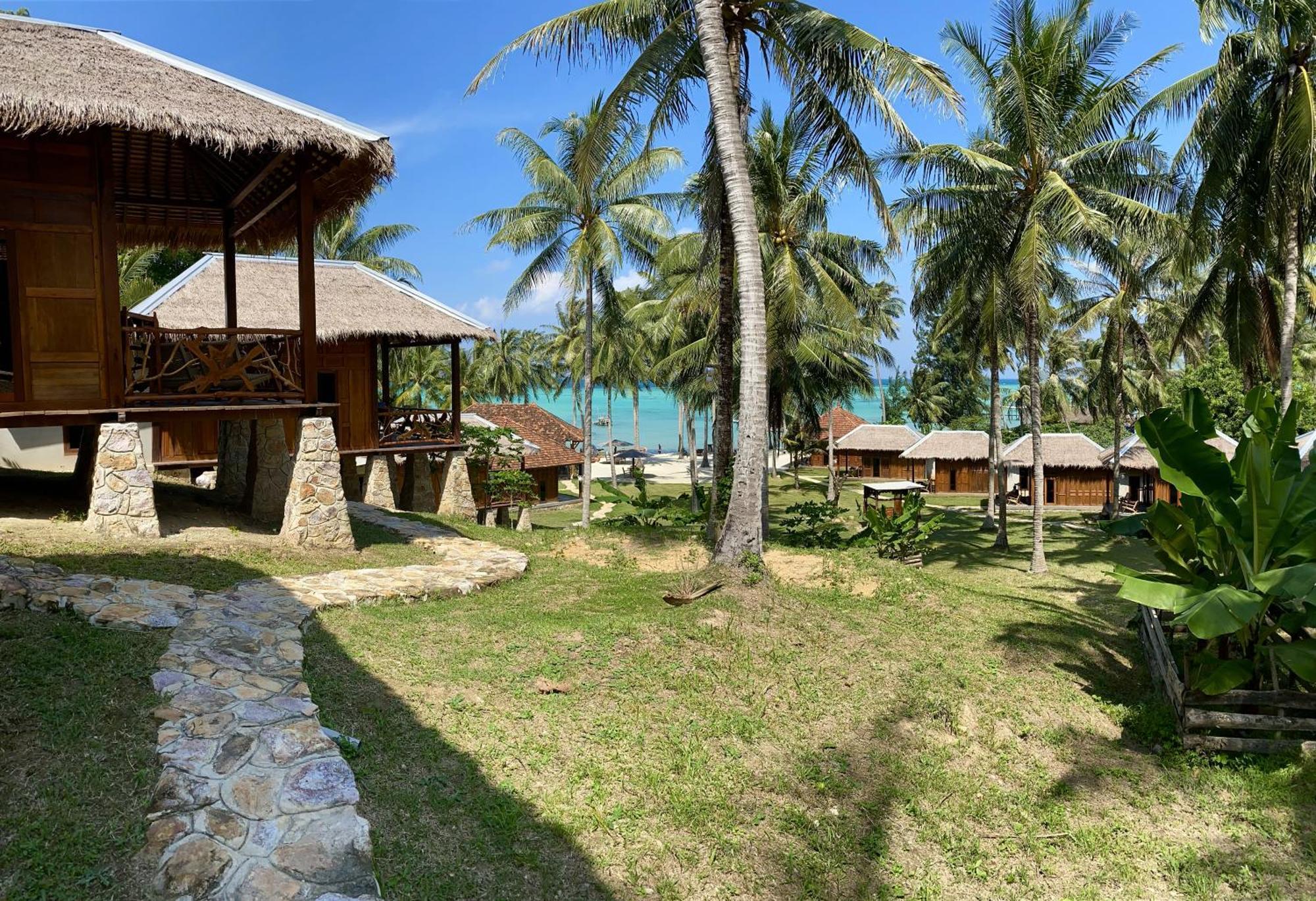 Eco Casa Hotel Karimunjawa Exterior foto