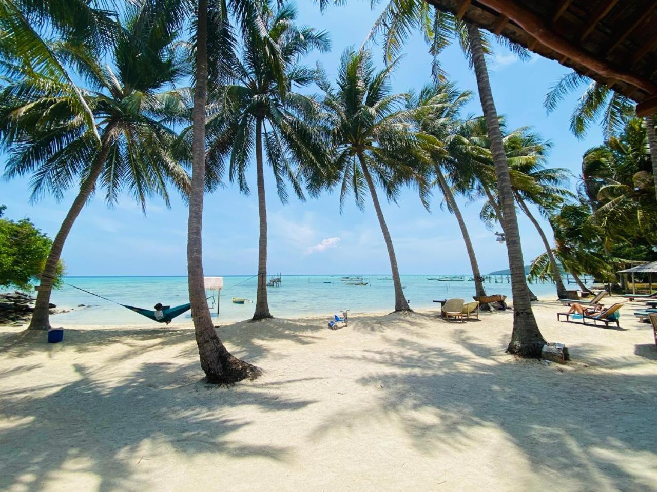 Eco Casa Hotel Karimunjawa Exterior foto