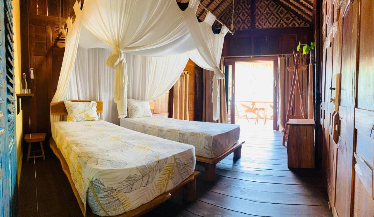 Eco Casa Hotel Karimunjawa Exterior foto